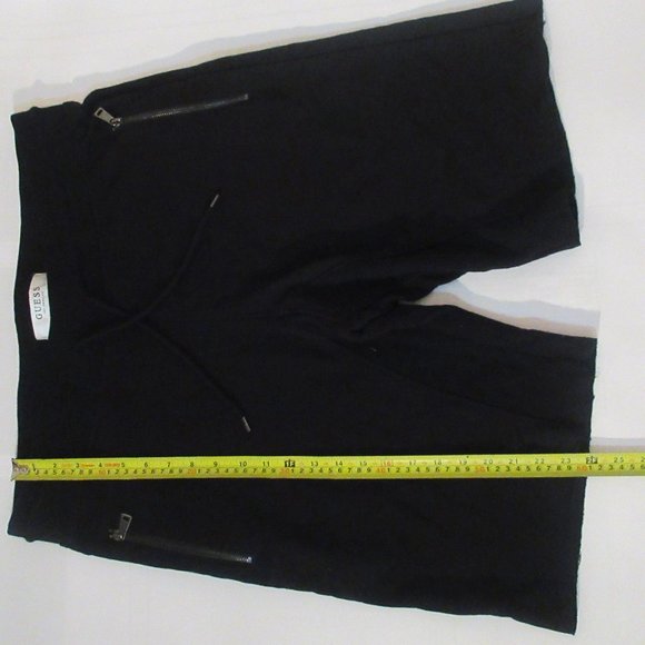 Guess sweatshirt black shorts men 3 zipped up pockets - Picture 8 of 9